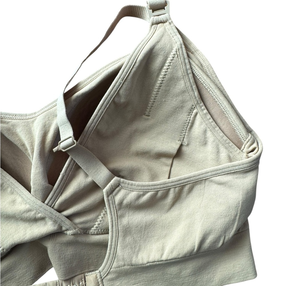 NWT Ingrid & Isabel Cream Wireless Bra Size L - Picture 3 of 9